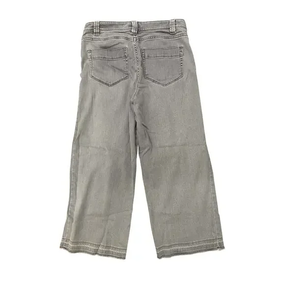 J. Jill Full Leg High Rise Patch Pocket Cropped Light Wash Denim Jeans, 6. - Picture 8 of 8